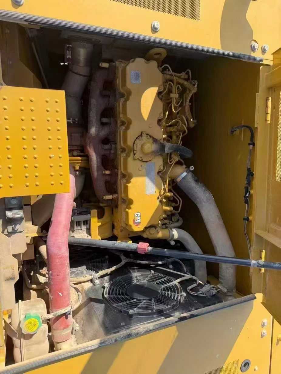 Used Caterpillar 323 Excavator 2020 Model / 9