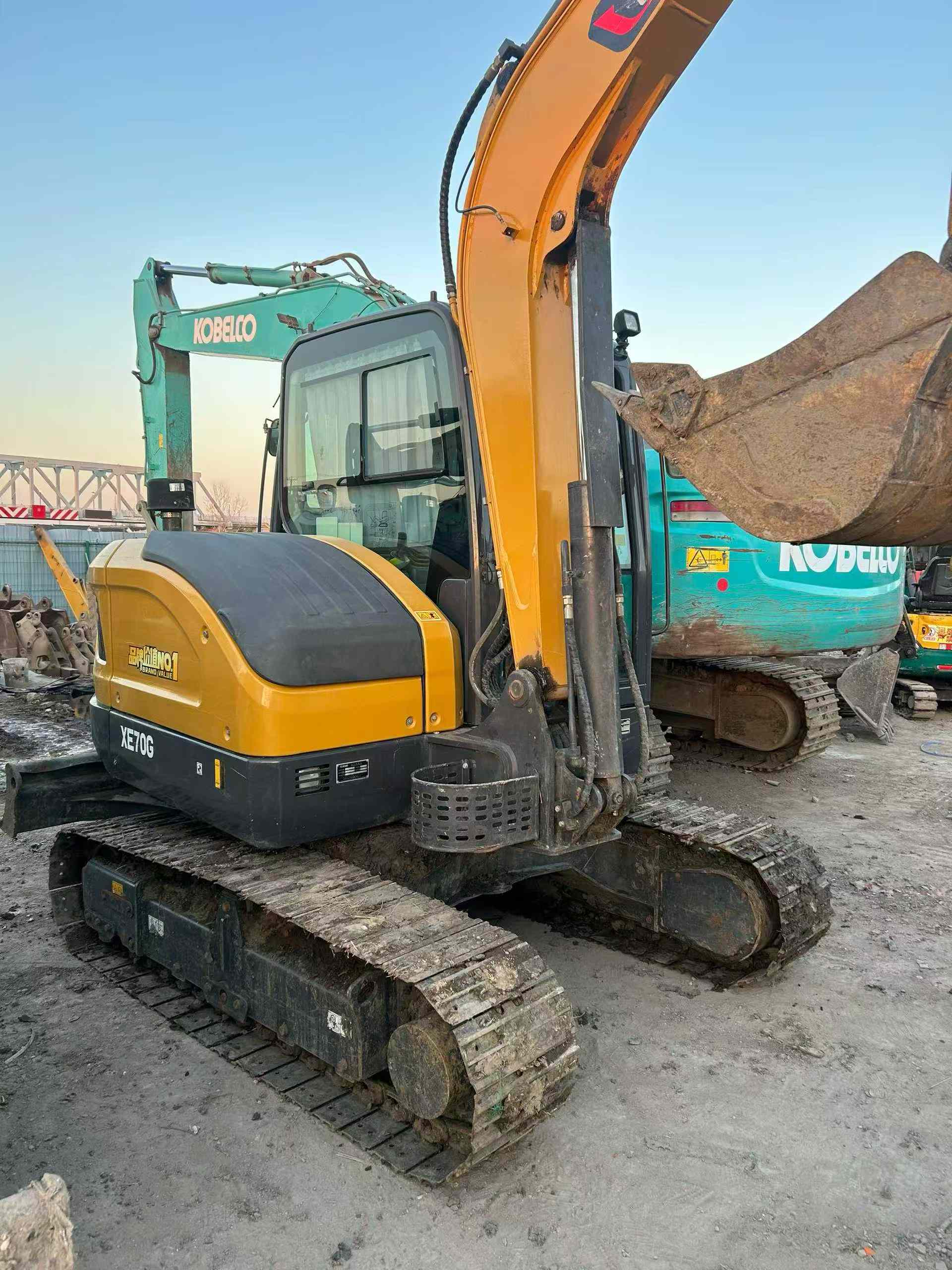 Used XCMG LW200 Excavator 2024 Model / 2