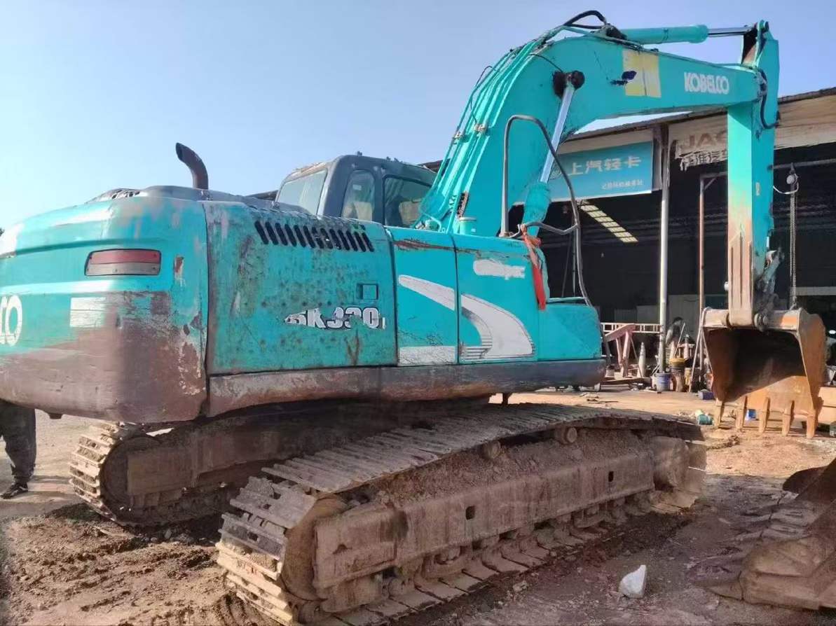 Used Kobelco SK250 Excavator 2016 Model / 3