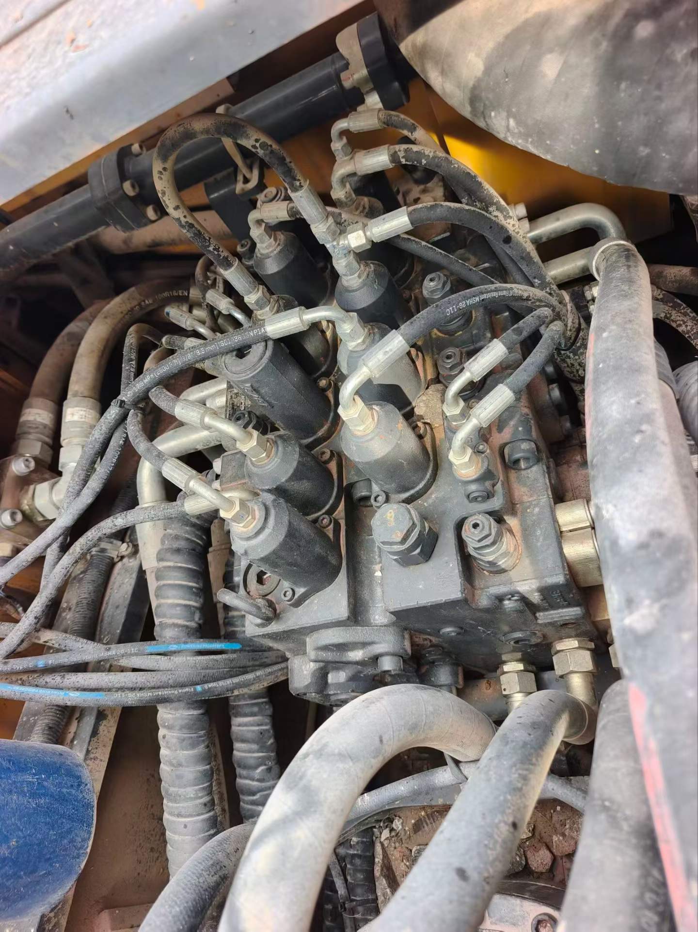 Used XCMG LW550KV Excavator 2021 Model / 6