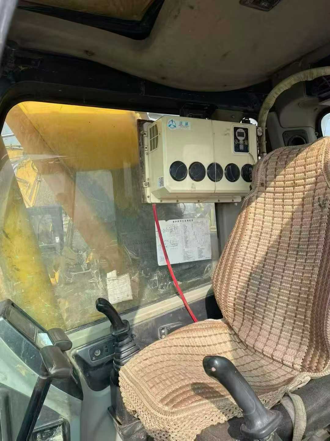 Used Hyundai R215-7 Excavator 2016 Model / 6