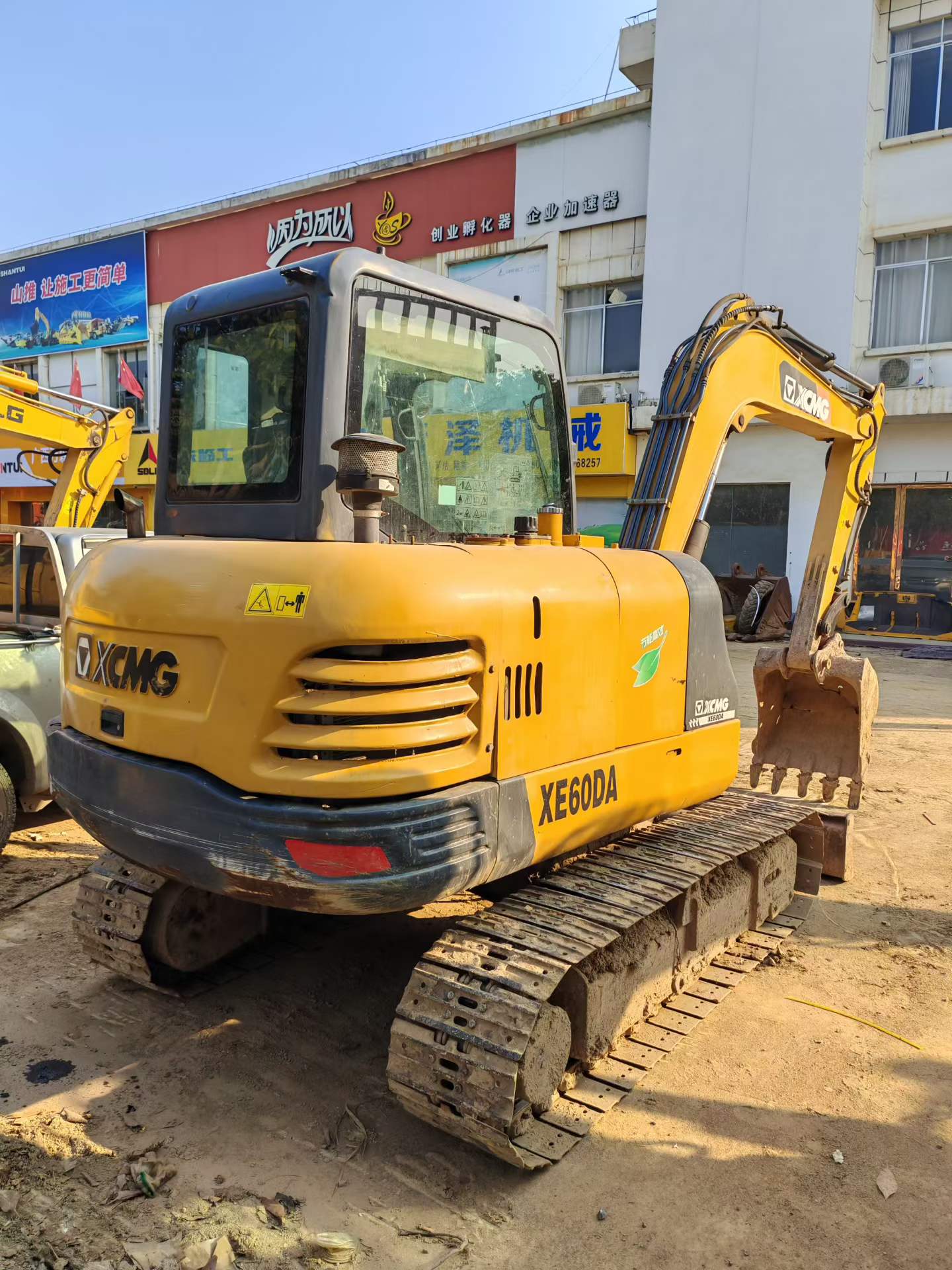 Used XCMG XE60 Excavator 2016 Model / 2