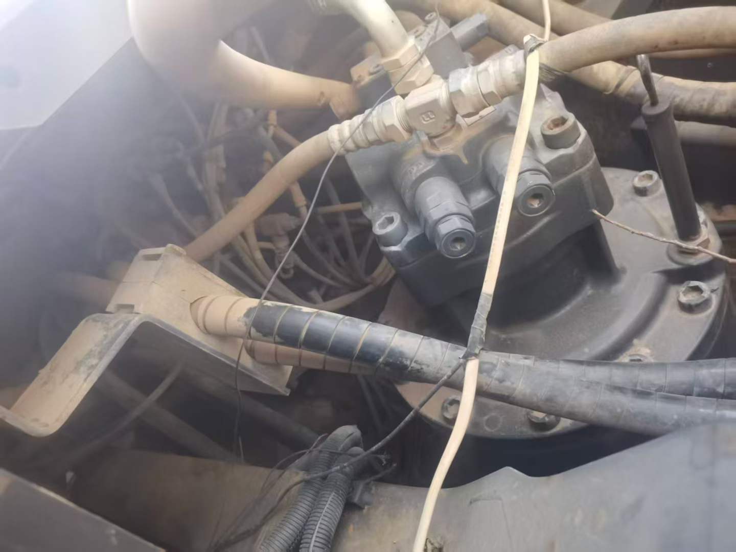 Used Sumitomo SH300 Excavator 2019 Model / 4