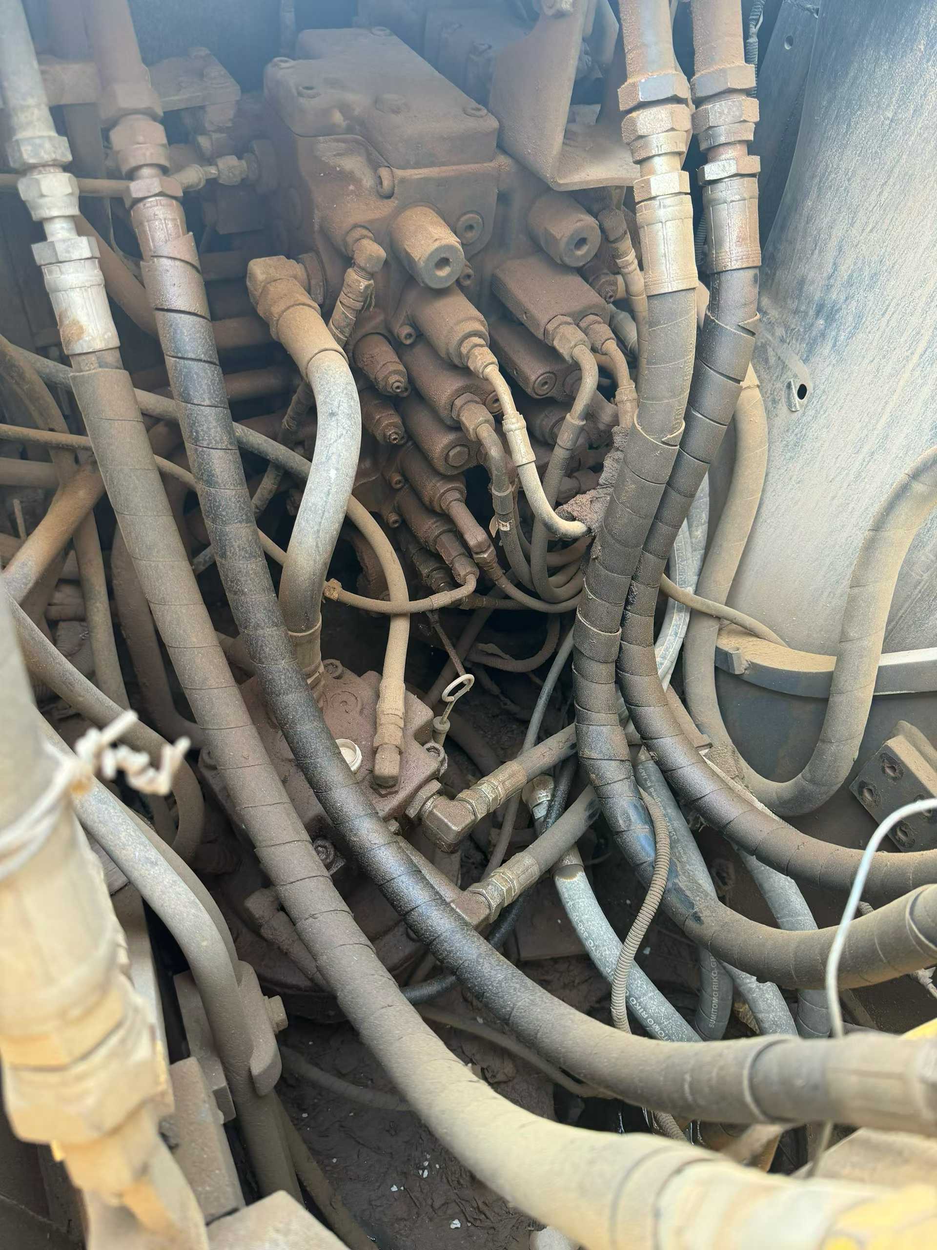 Used Sumitomo SH130-3 Excavator 2016 Model / 3