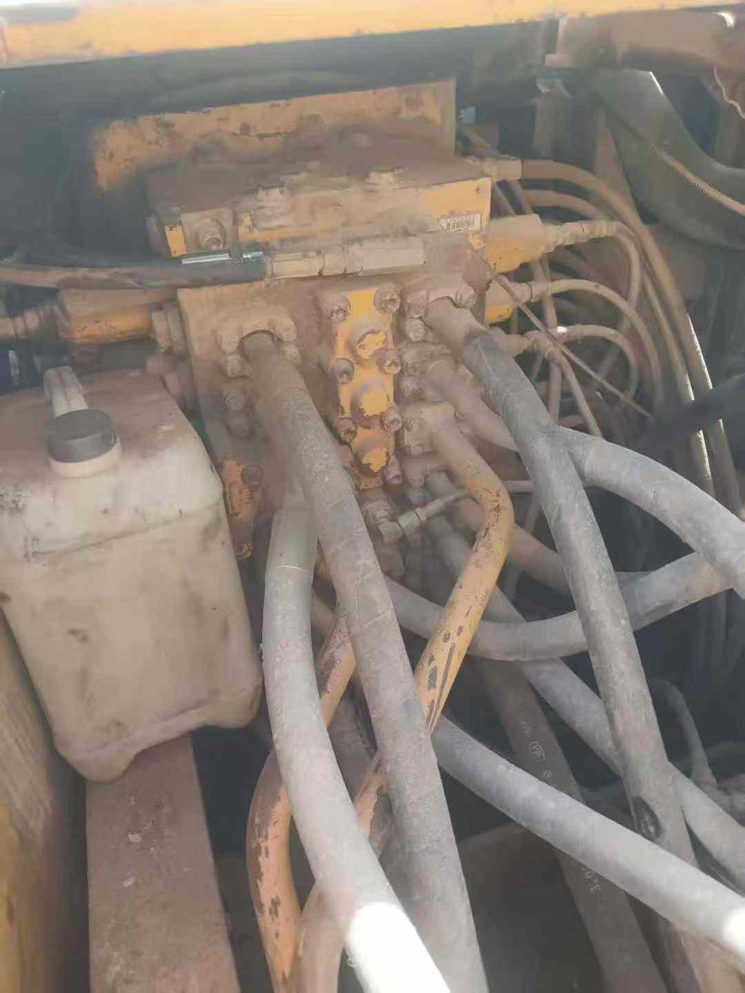 Used Komatsu PW200-7 Excavator 2016 Model / 3