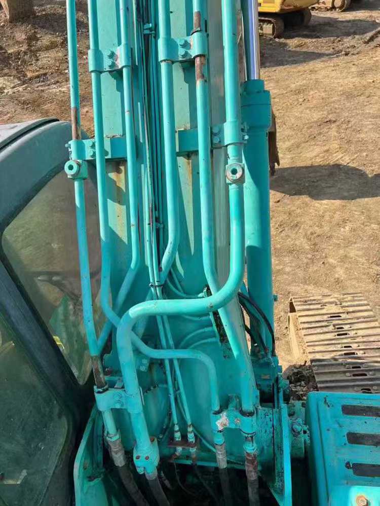 Used Kobelco SK200 Excavator 2018 Model / 4