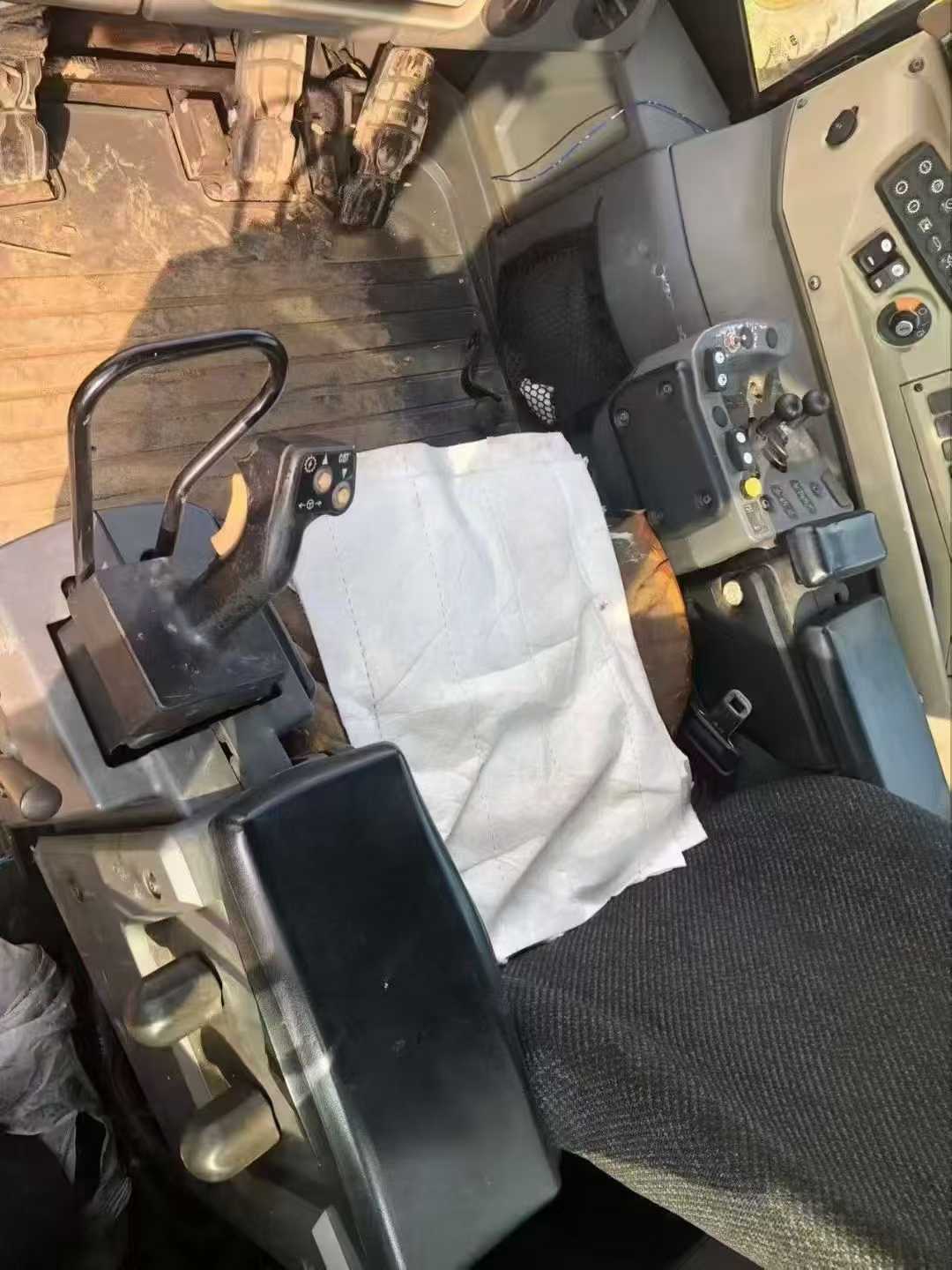 Used Caterpillar CAT988 Excavator 2017 Model / 9