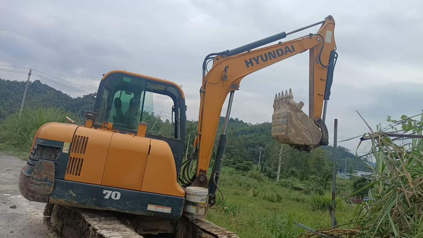 Used Hyundai HX55 Excavator 2019 Model / 8