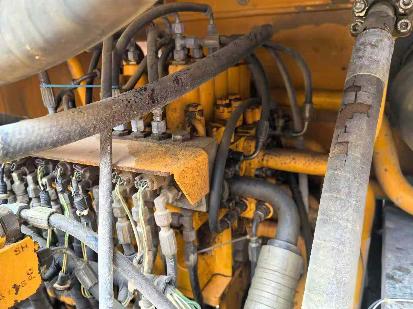 Used Sany SW305K Excavator 2016 Model / 4