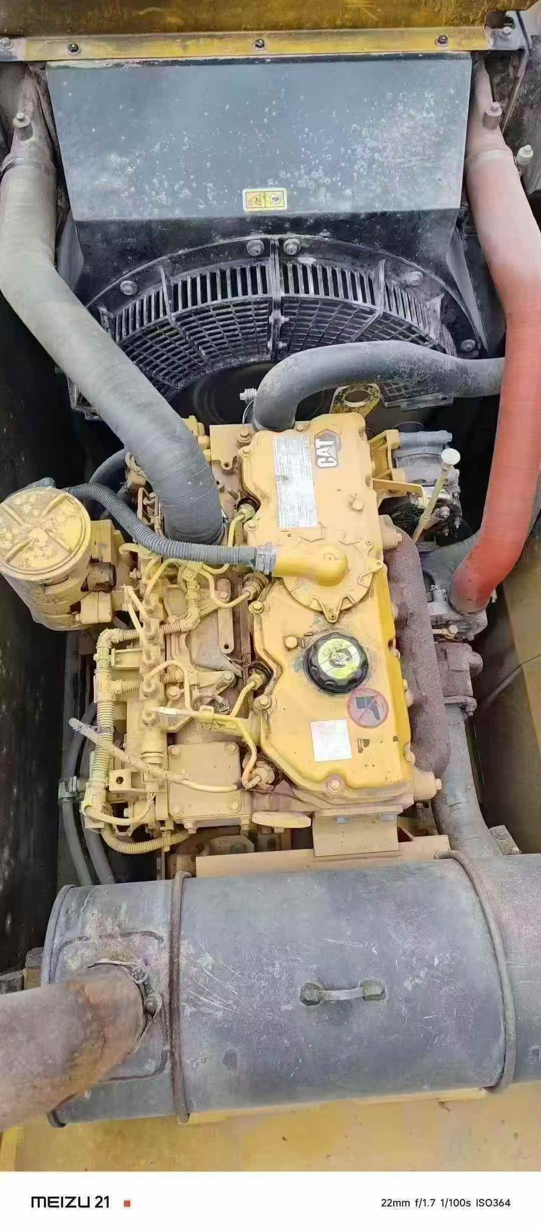 Used Caterpillar 320DGC Excavator 2021 Model / 4