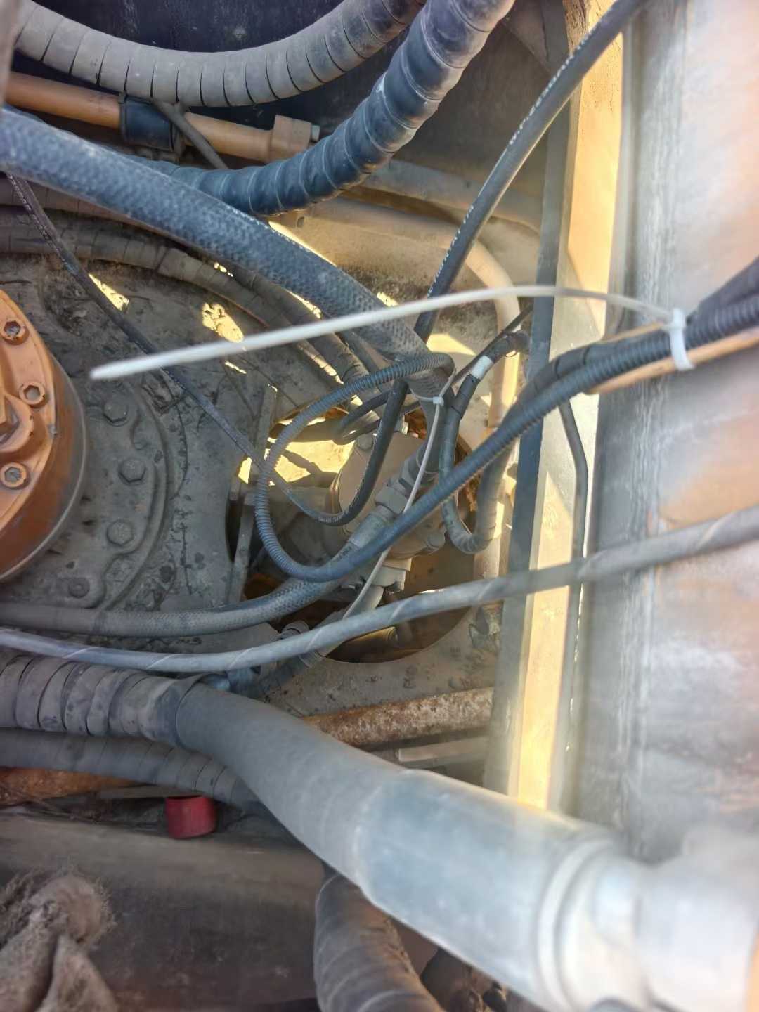 Used Sany SY245H Excavator 2018 Model / 8