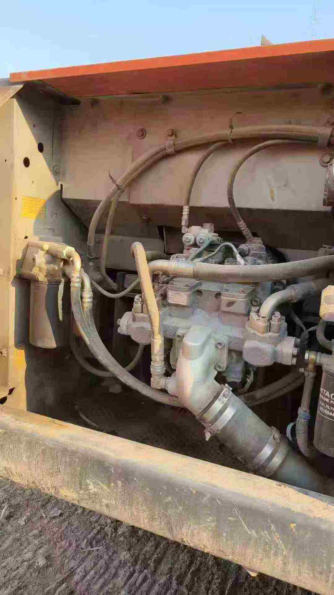 Used Hitachi EX210-5 Excavator 2014 Model / 9