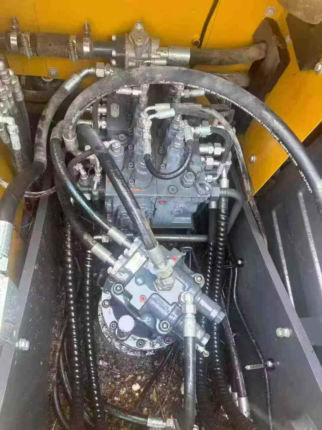 Used XCMG XE15 Excavator 2024 Model / 5