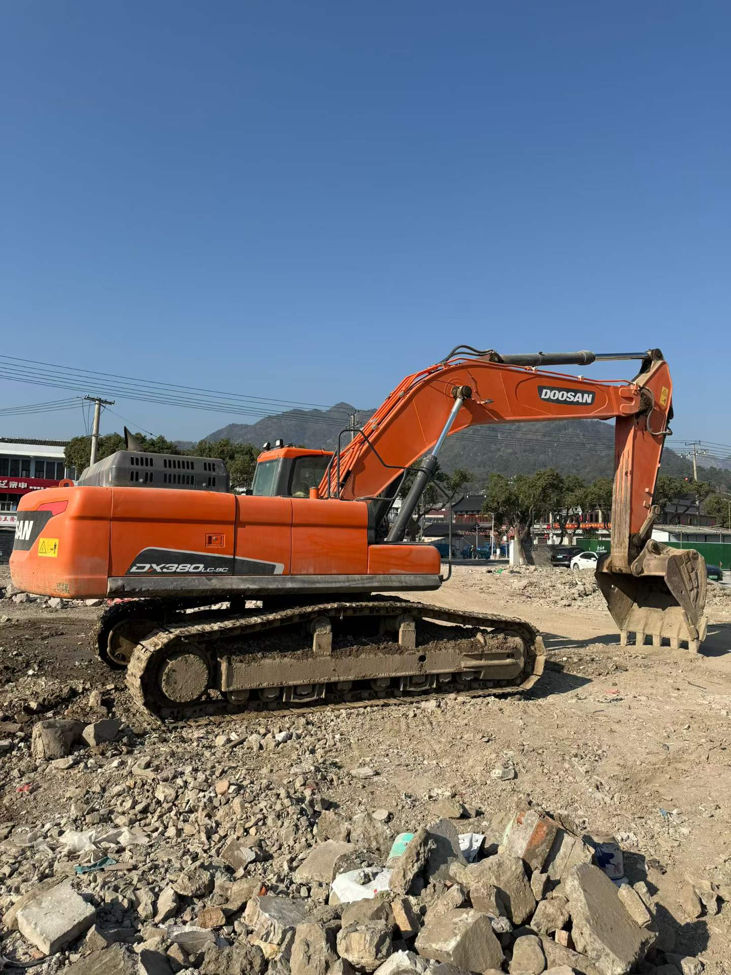 Used Doosan DX380 Excavator 2021 Model / 2