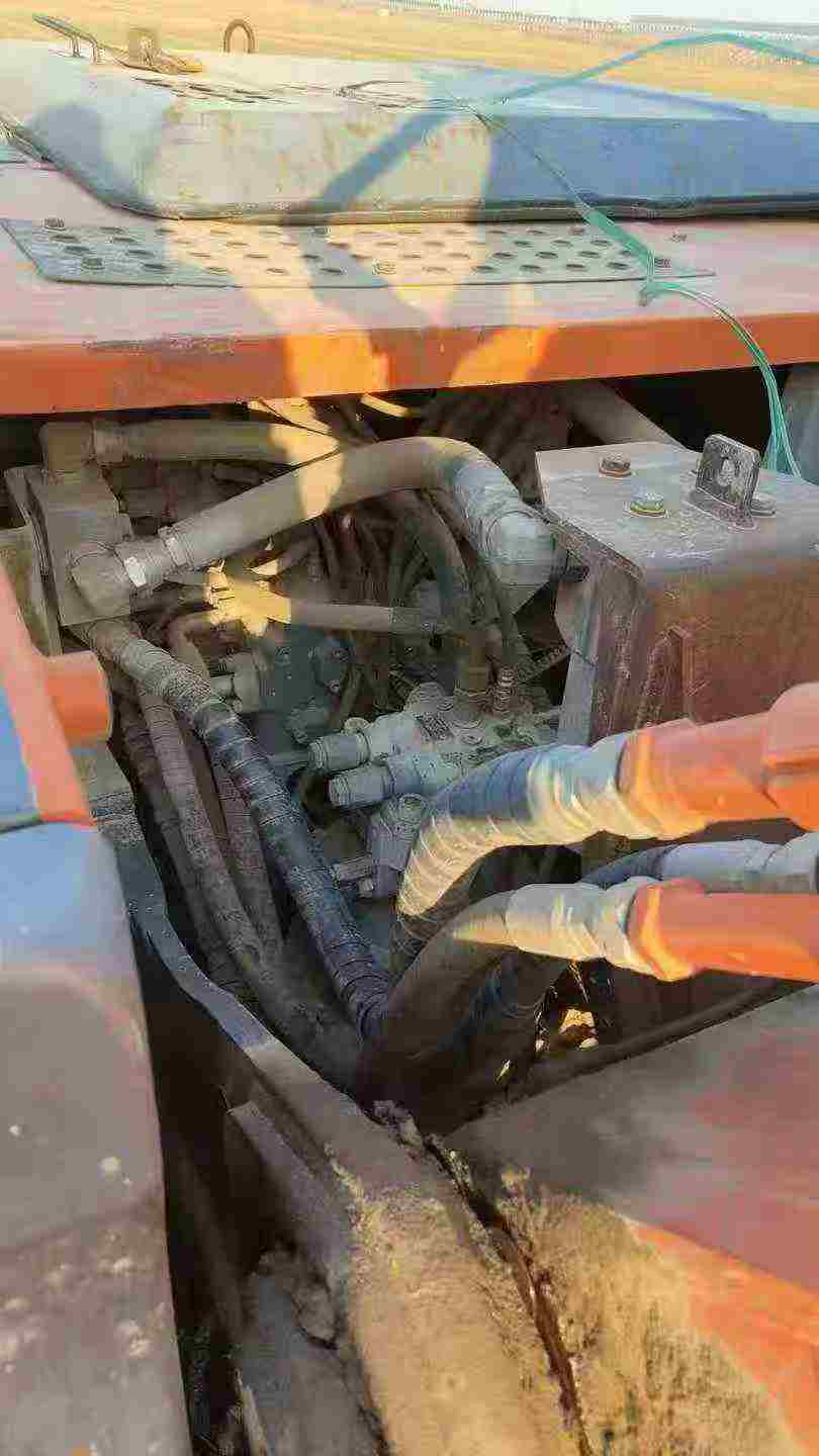 Used Hitachi EX210-5 Excavator 2014 Model / 7