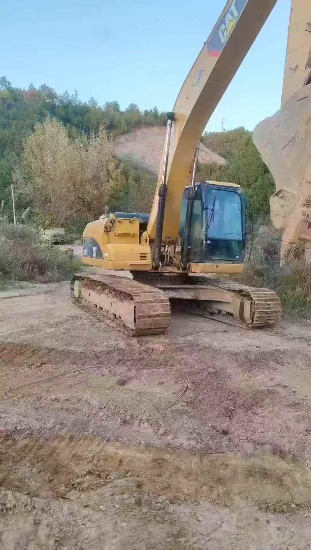 Used Caterpillar 323 Excavator 2013 Model / 2