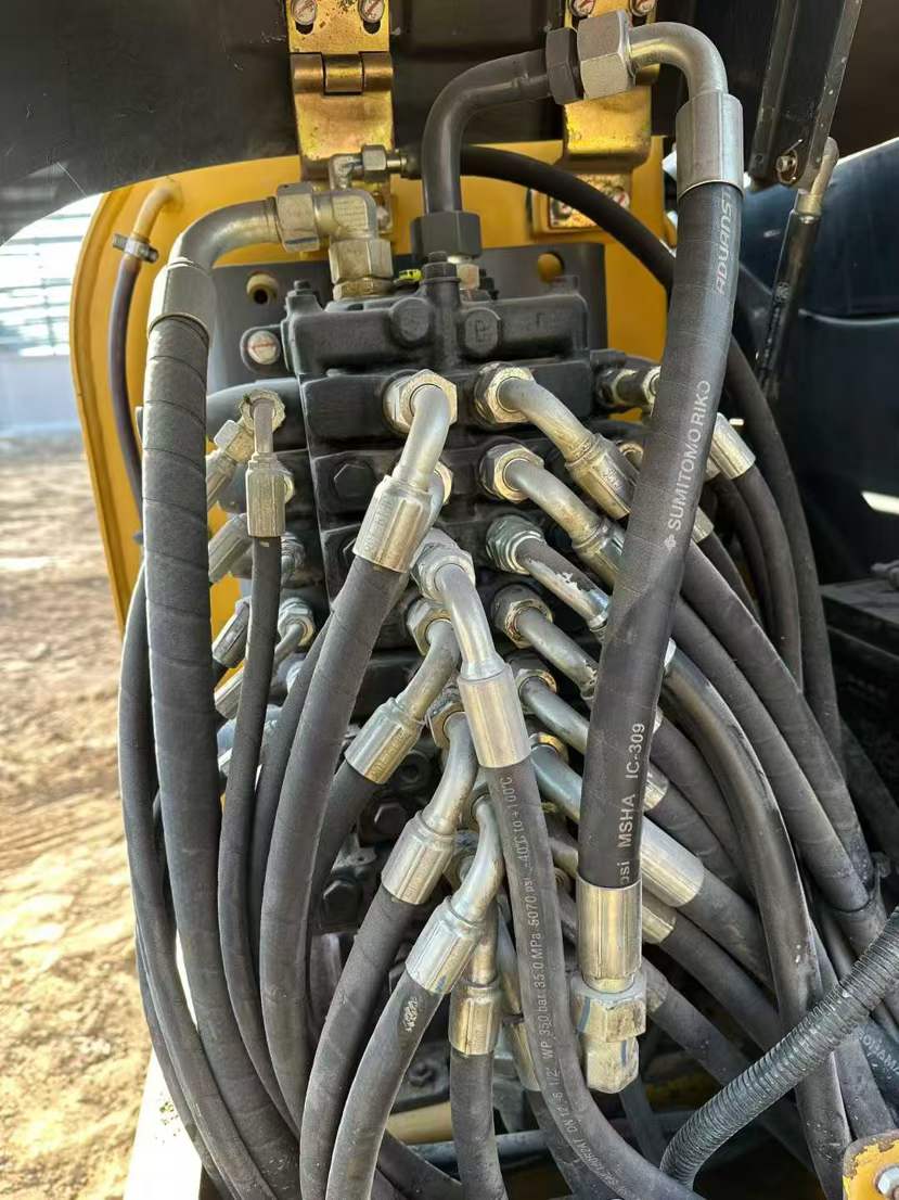 Used XCMG XE60 Excavator 2016 Model / 8