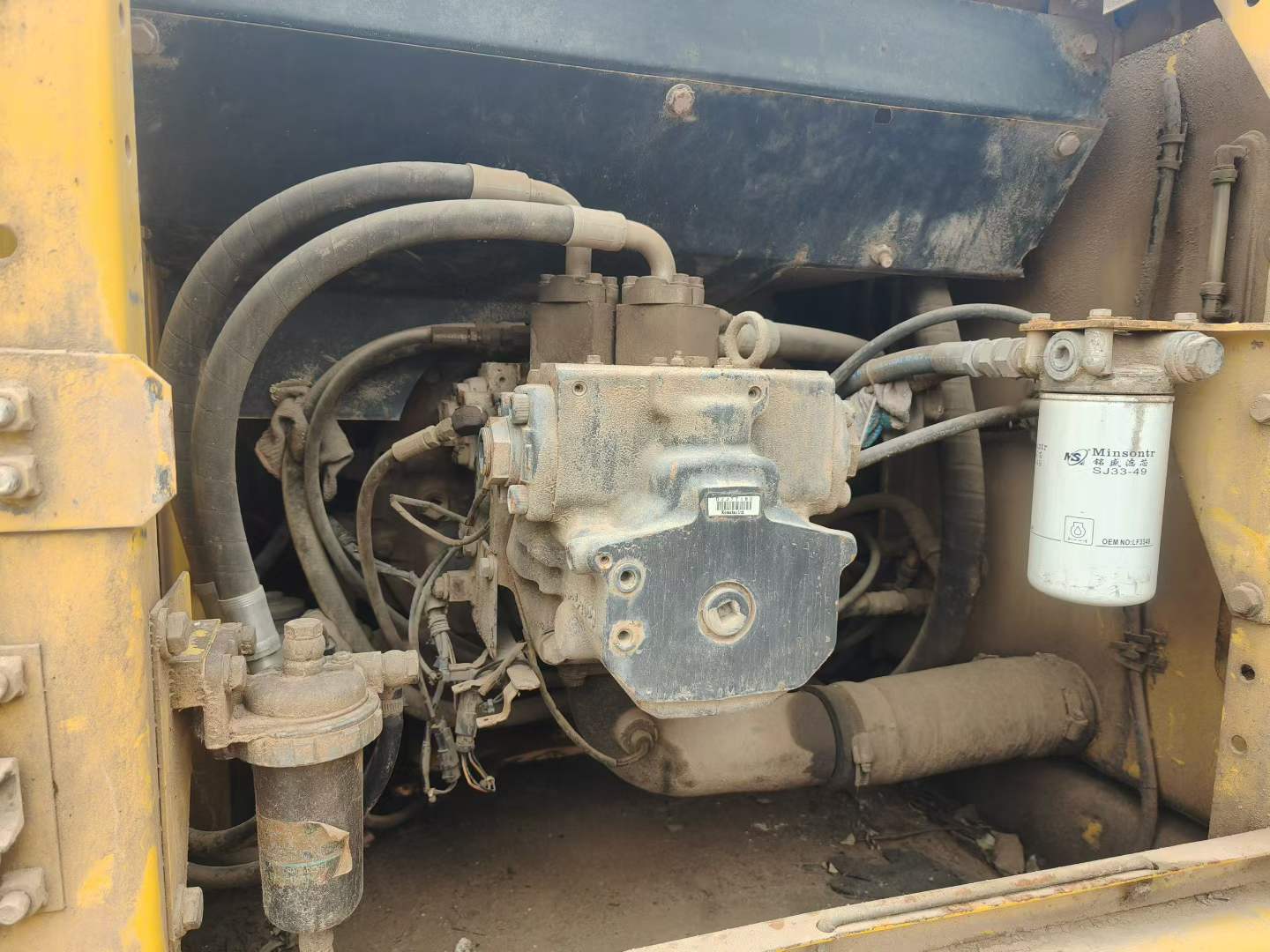 Used Komatsu PW200-7 Excavator 2016 Model / 7