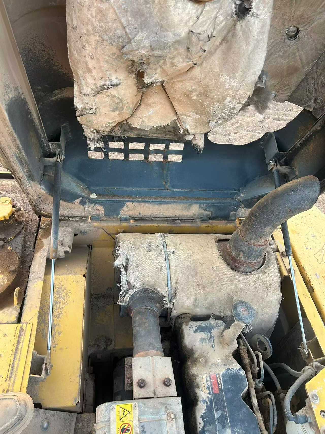 Used Komatsu PC200-8 Excavator 2016 Model / 4