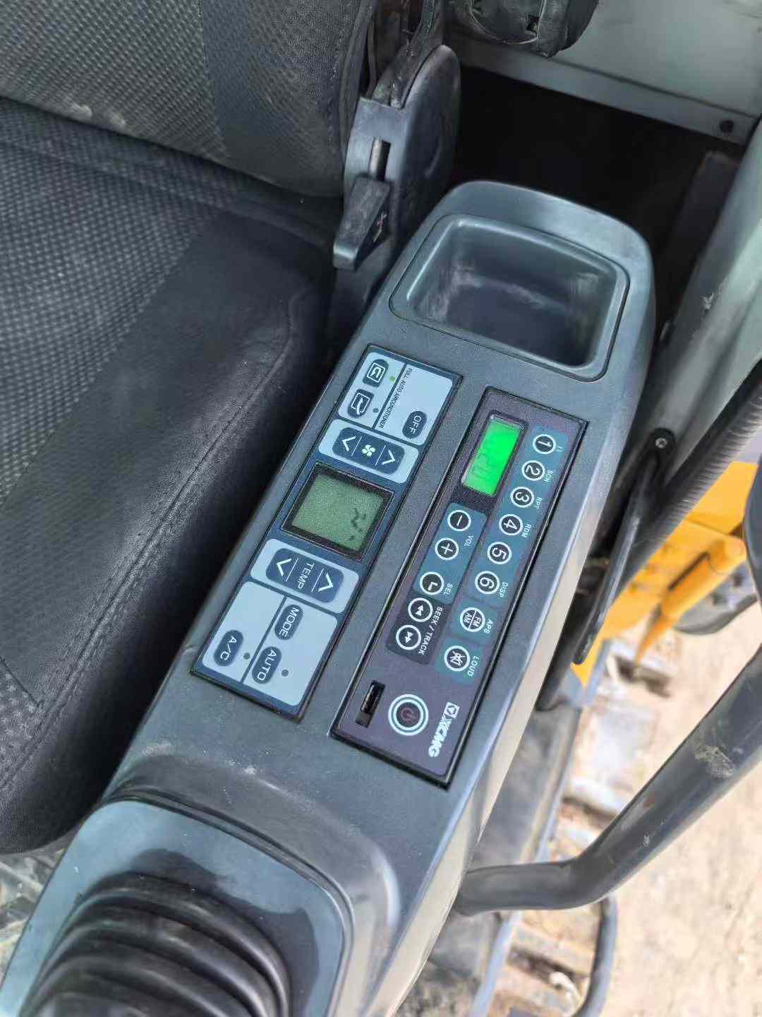 Used XCMG LW500KV Excavator 2022 Model / 2