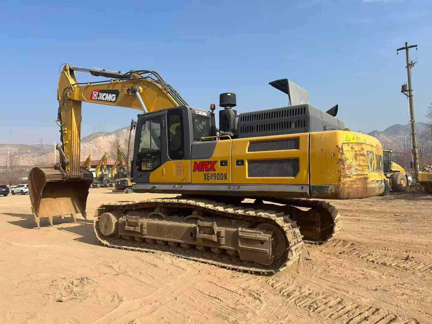 Used XCMG XE490KS Excavator 2021 Model / 4