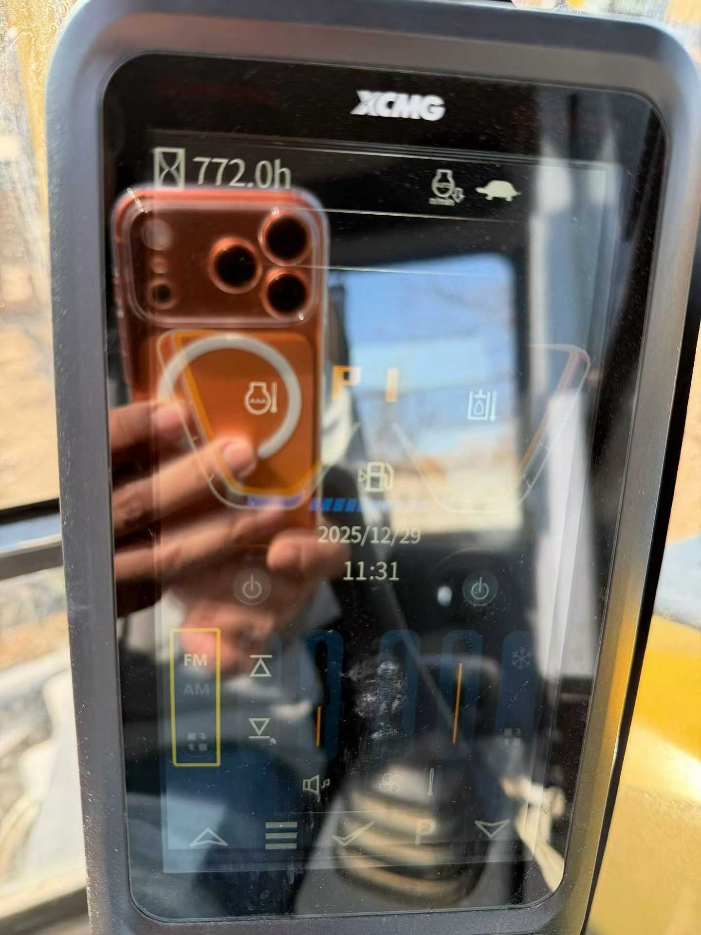 Used XCMG XE60 Excavator 2016 Model / 7