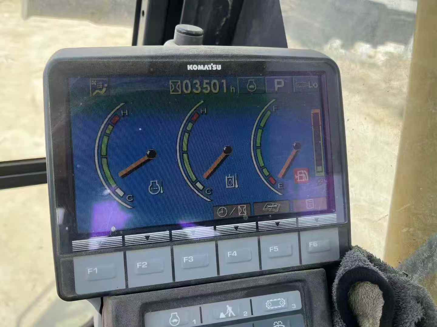 Used Komatsu PC60 Excavator 2018 Model / 3