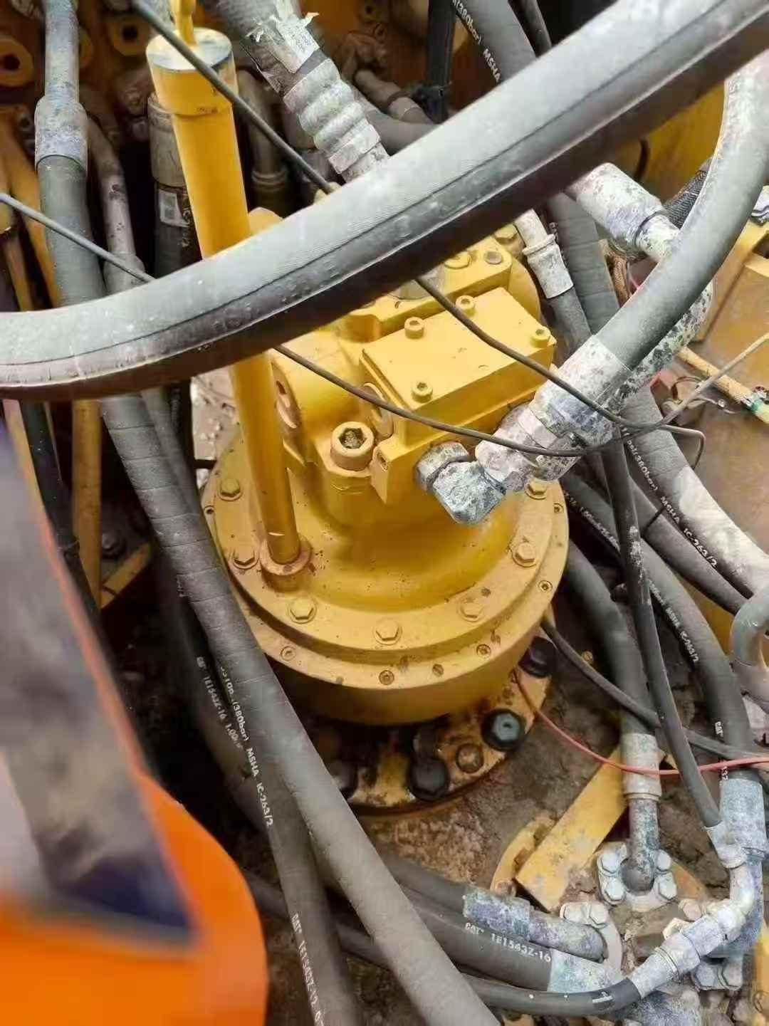 Used Caterpillar 320DGC Excavator 2021 Model / 5