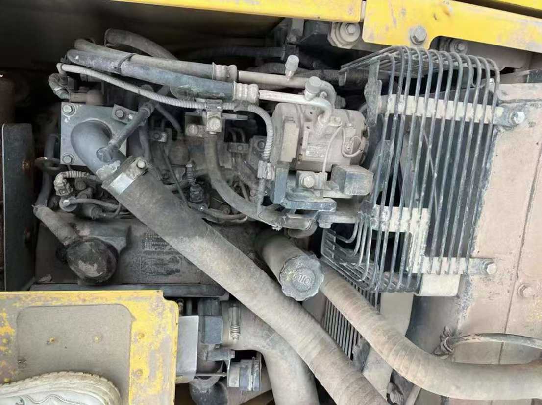 Used Komatsu PC130 Excavator 2019 Model / 4