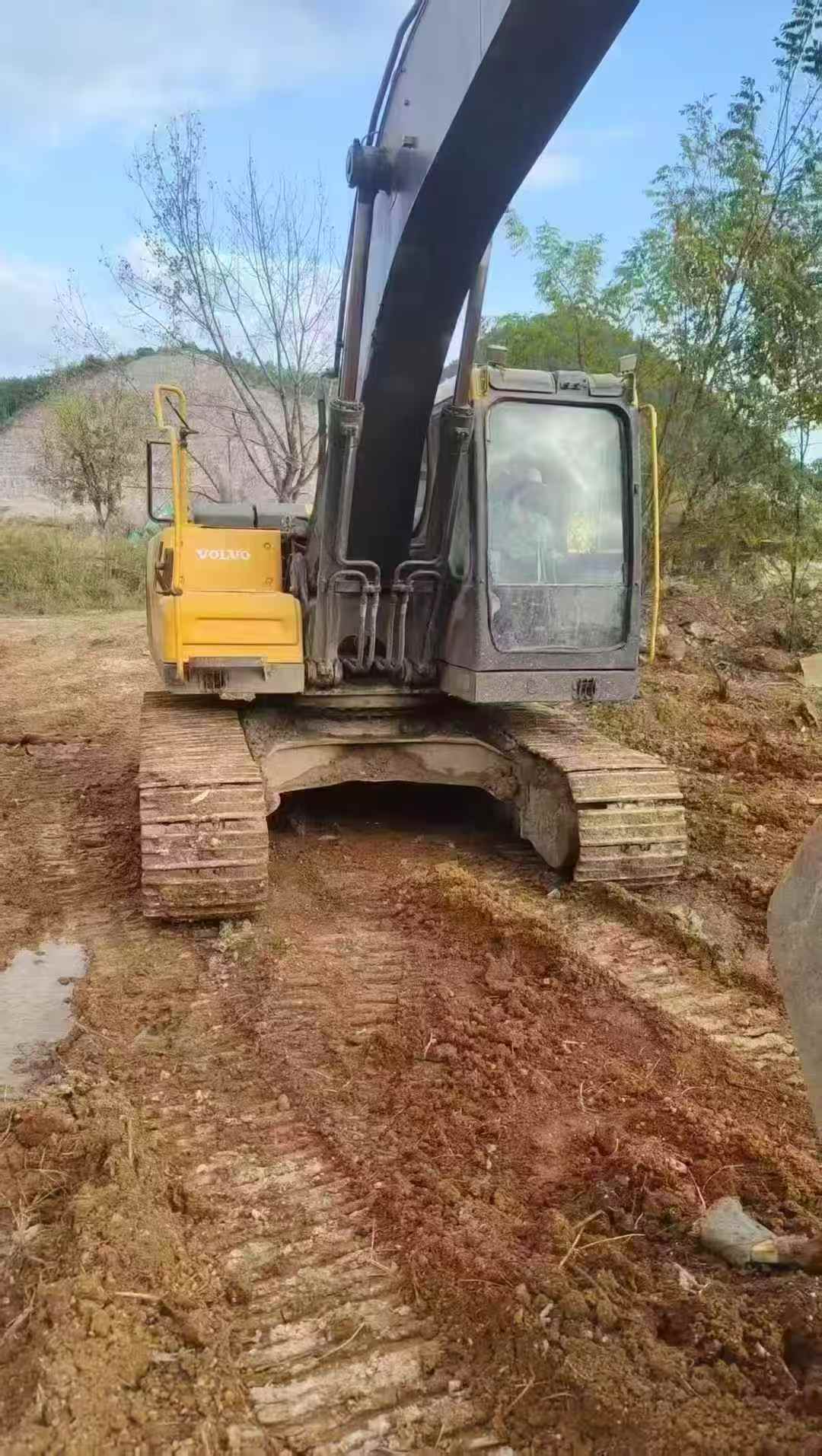 Used Volvo EW210C Excavator 2019 Model / 4