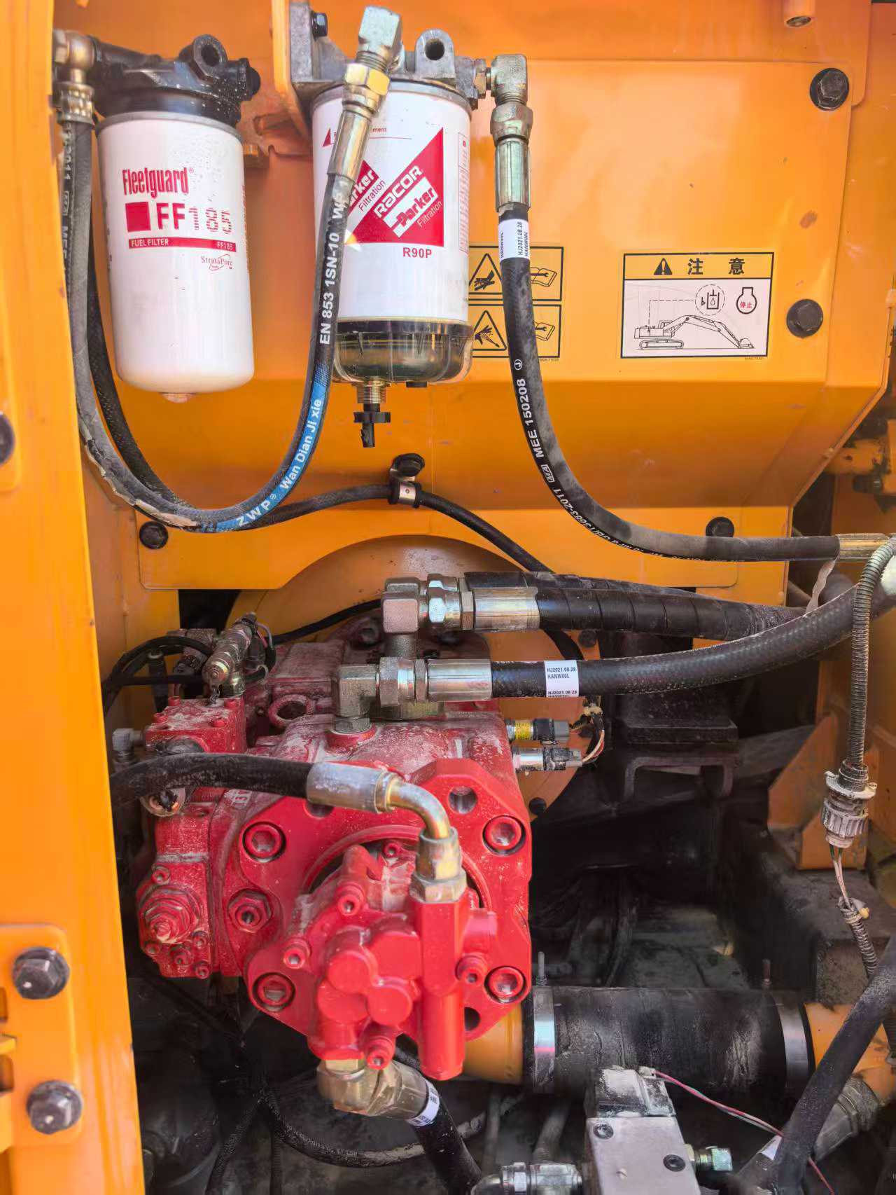 Used Hyundai R110-7 Excavator 2021 Model / 6