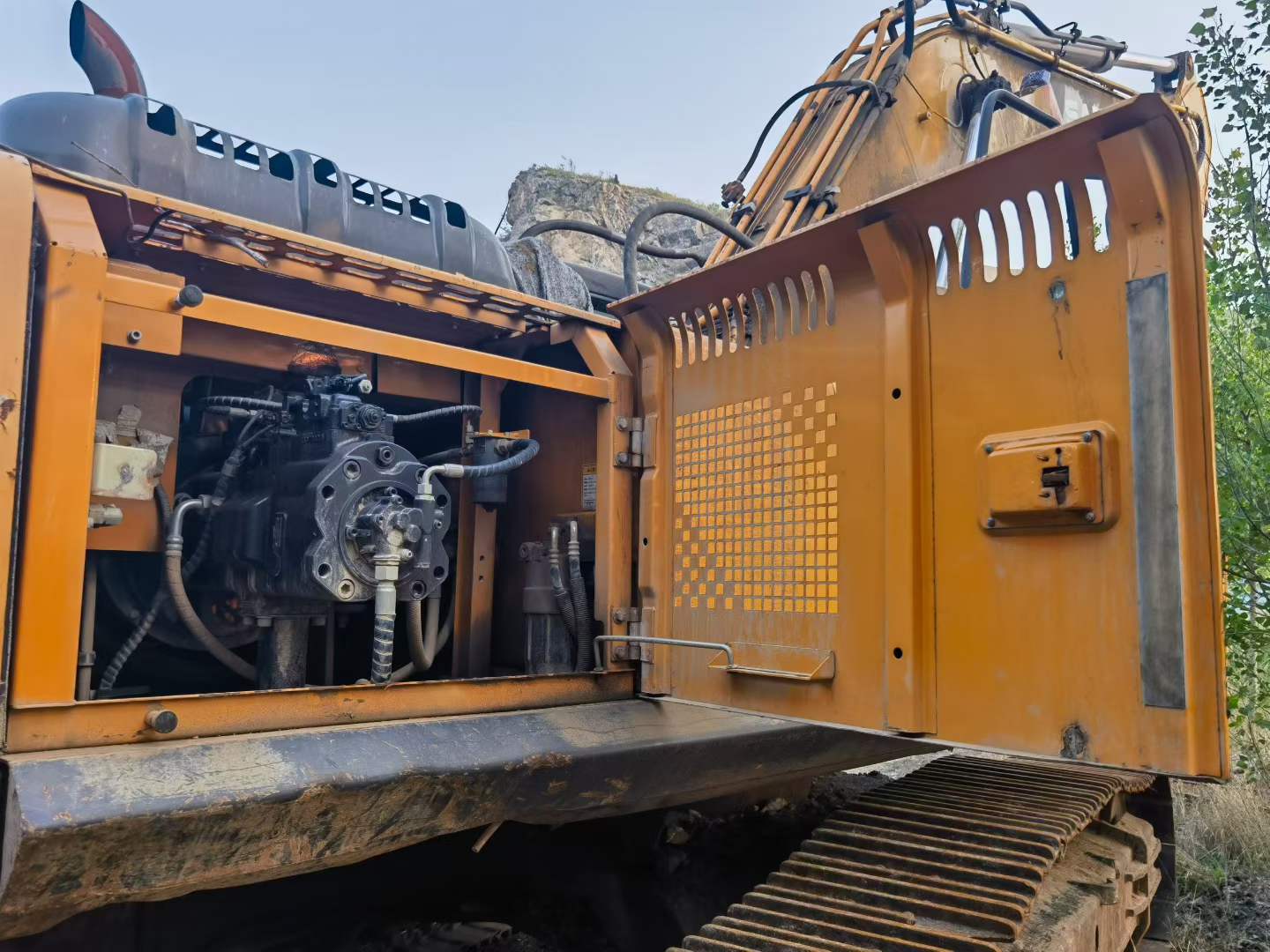 Used Sany SW305K Excavator 2016 Model / 6