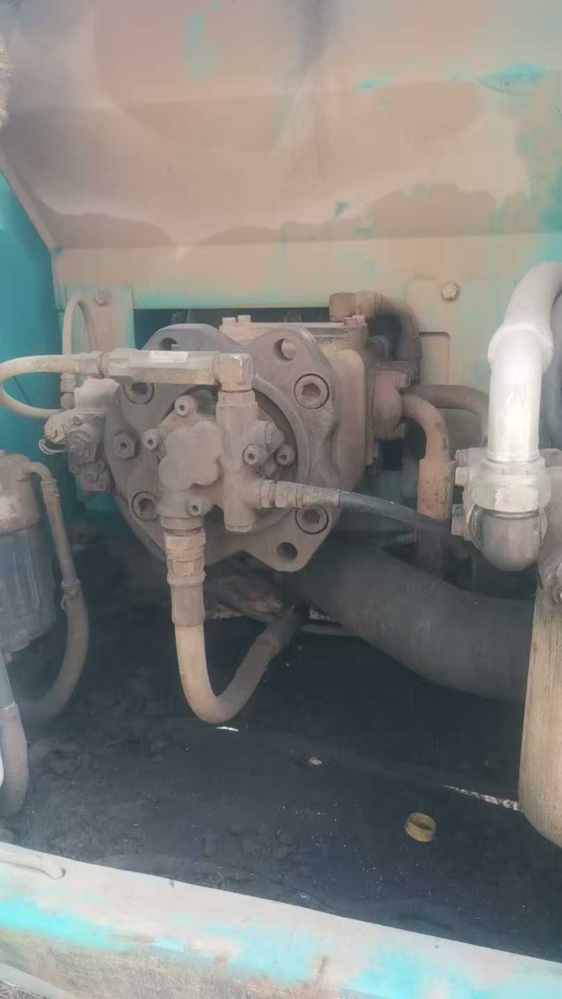 Used Kobelco SK2008 Excavator 2012 Model / 3