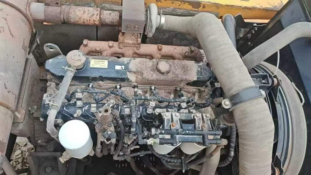 Used Sany SY265C Excavator 2015 Model / 7