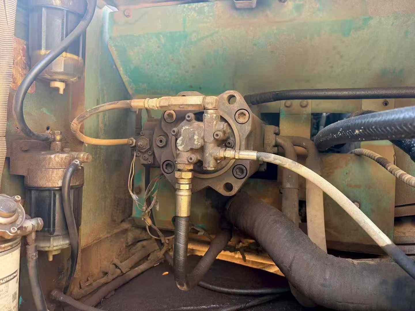 Used Kobelco SK250 Excavator 2010 Model / 5