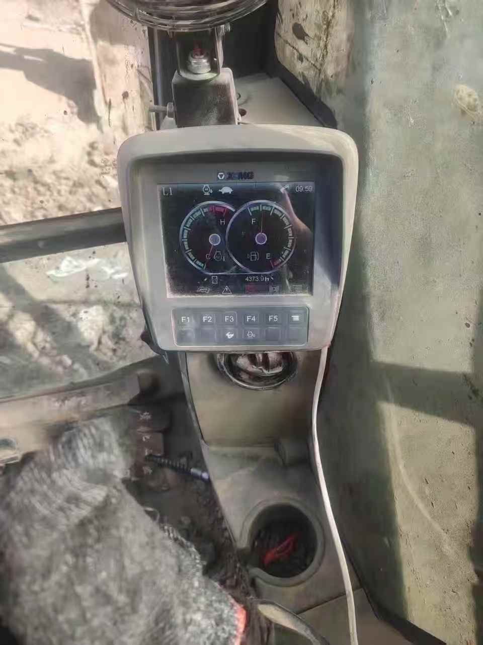 Used XCMG XE135GA Excavator 2021 Model / 4