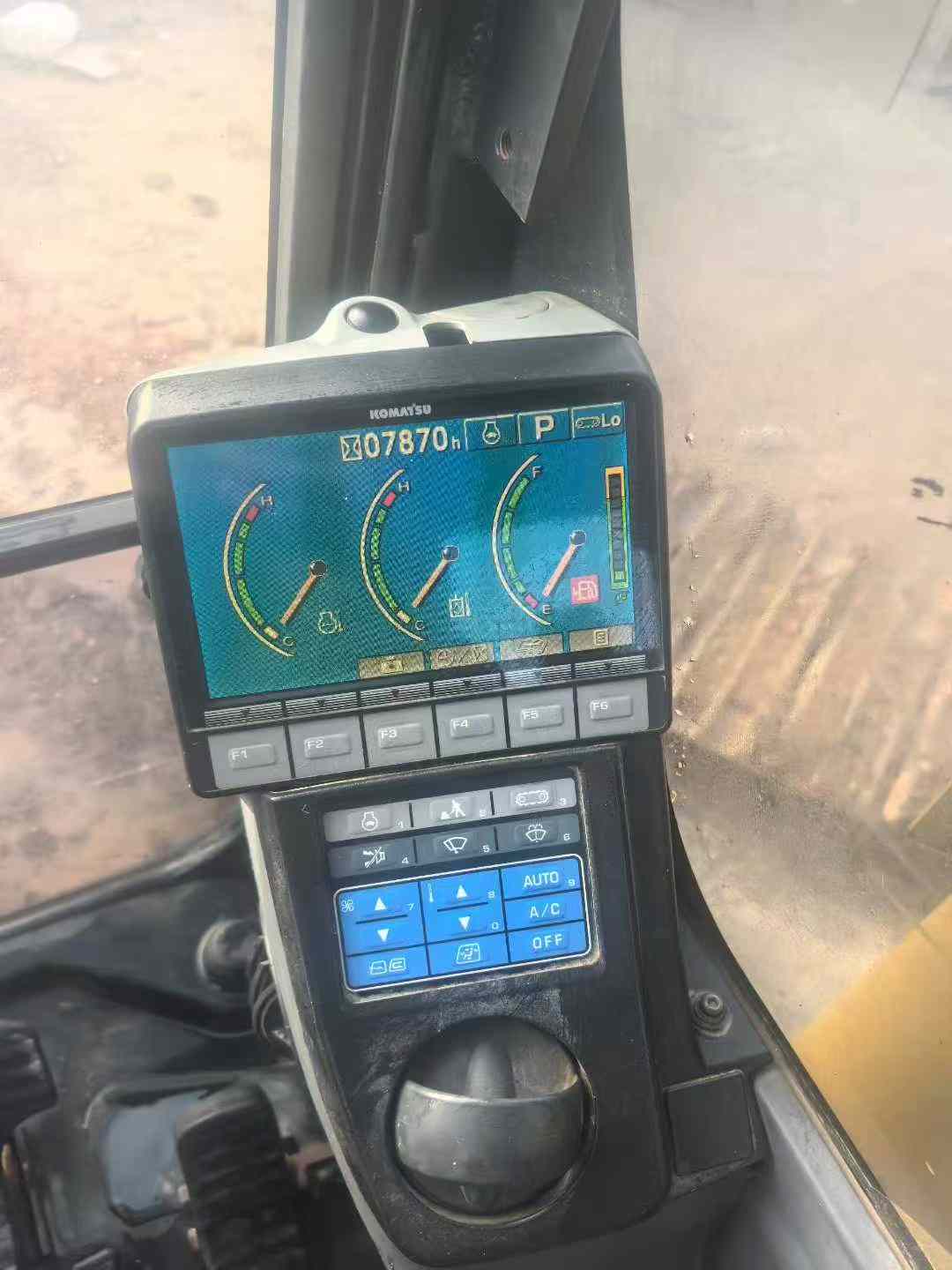 Used Komatsu PC350 Excavator 2016 Model / 3