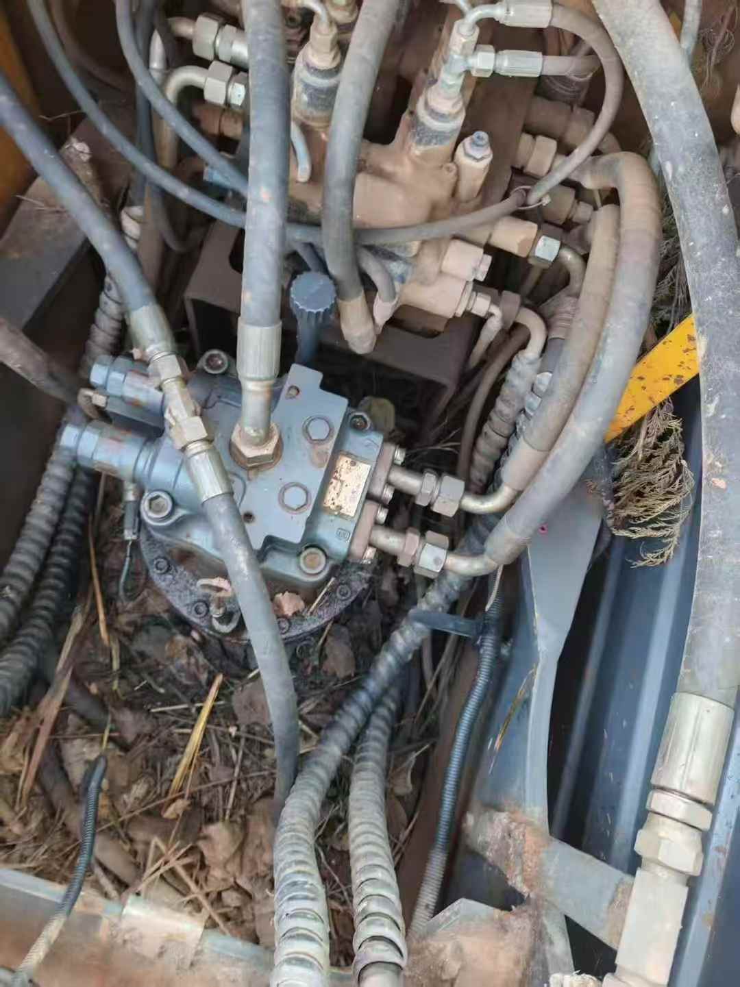 Used XCMG XE135GA Excavator 2021 Model / 3