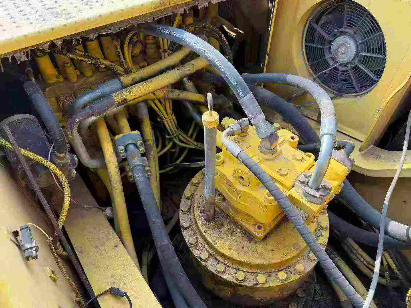 Used Caterpillar 336DL Excavator 2016 Model / 4