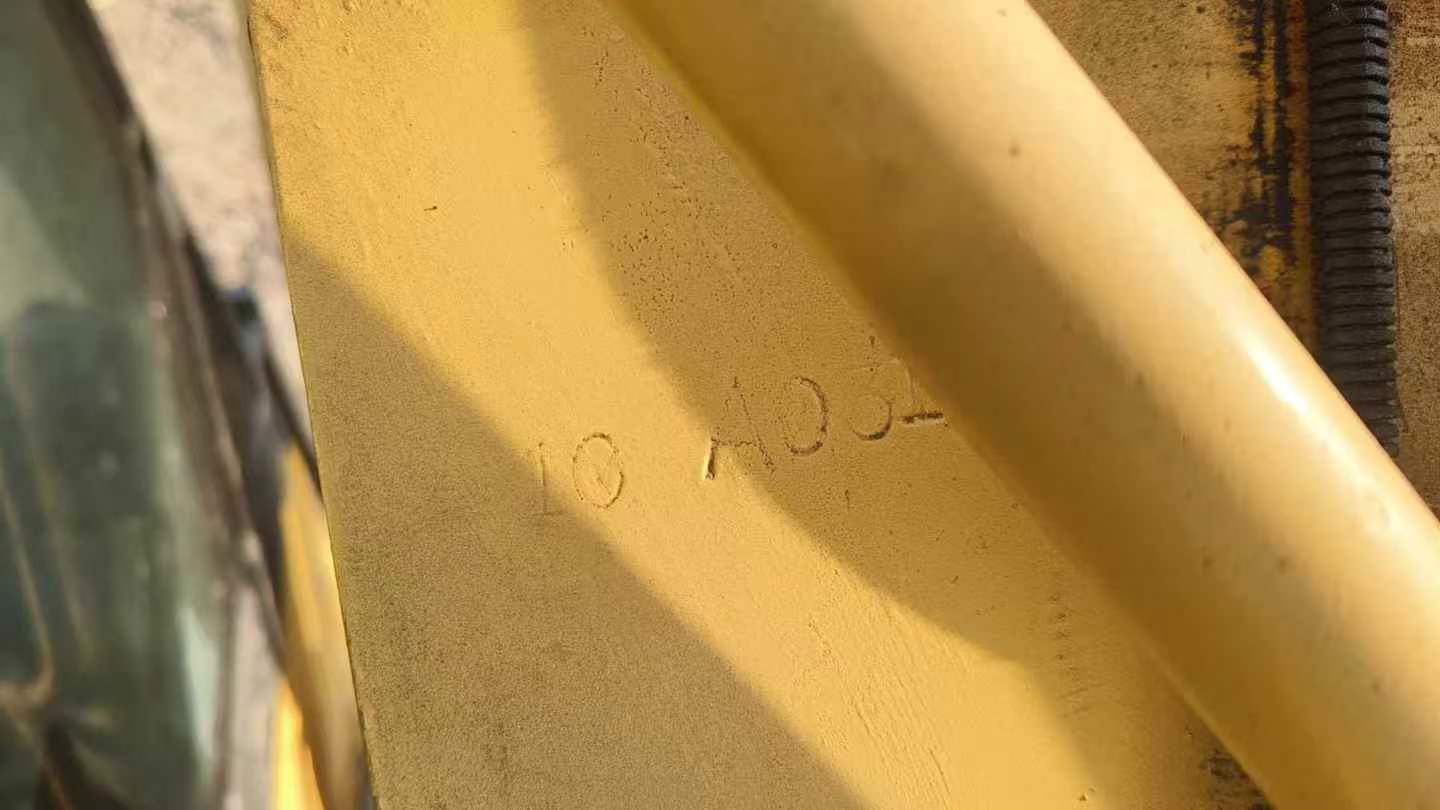 Used Komatsu PC210 Excavator 2010 Model / 2