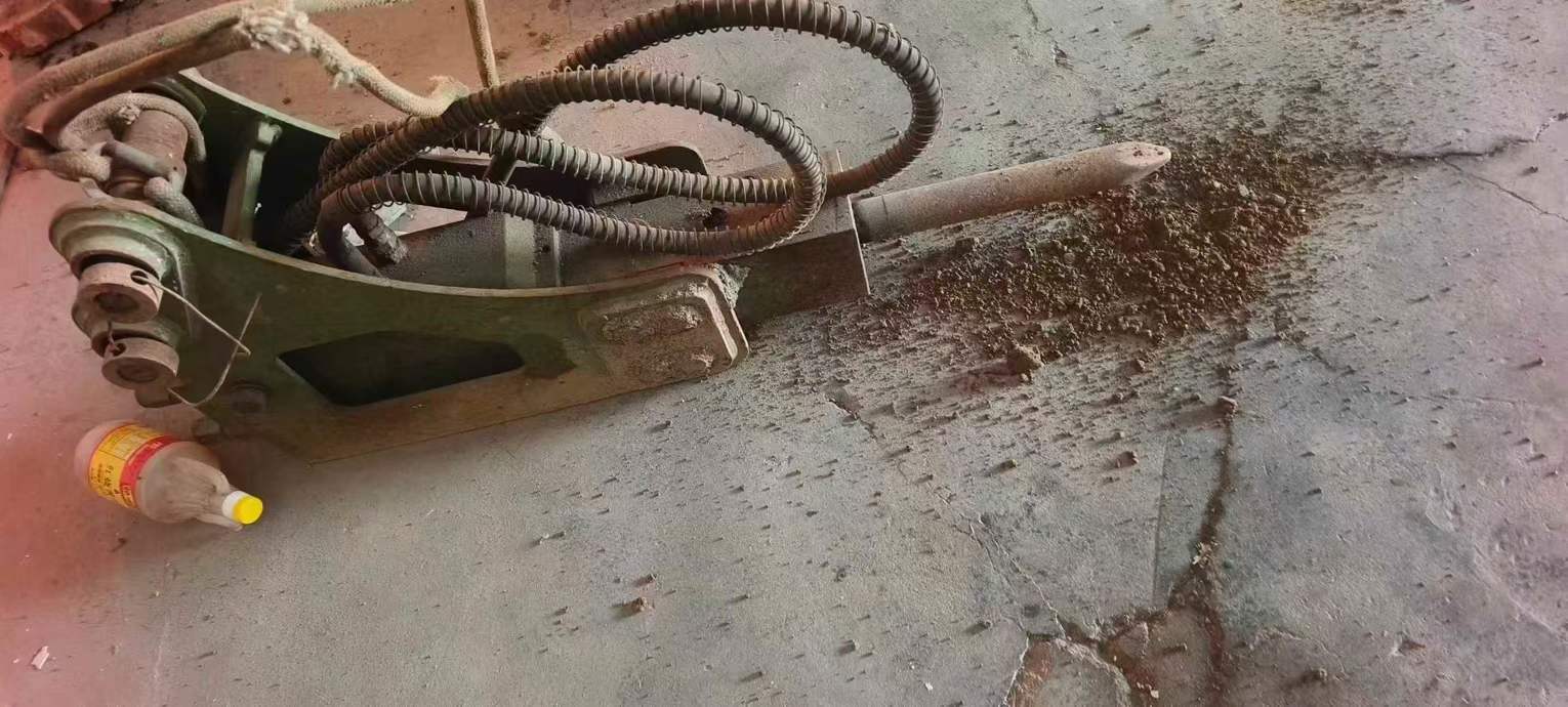 Used XCMG XE15 Excavator 2022 Model / 7