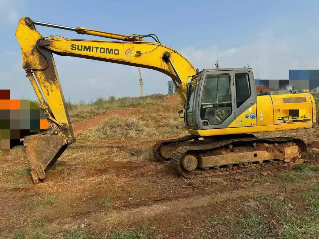Used Sumitomo SH200A5 Excavator 2016 Model / 2