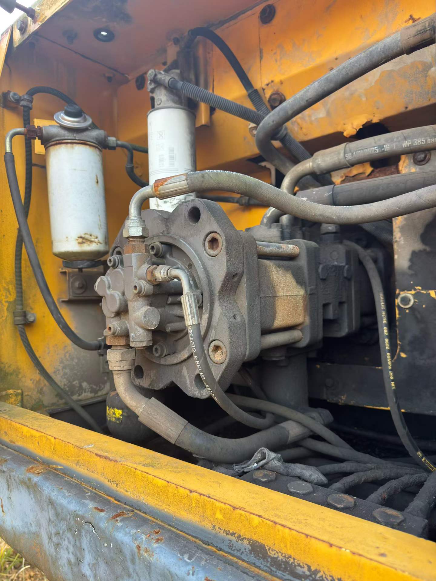 Used Volvo EC290 Excavator 2012 Model / 6