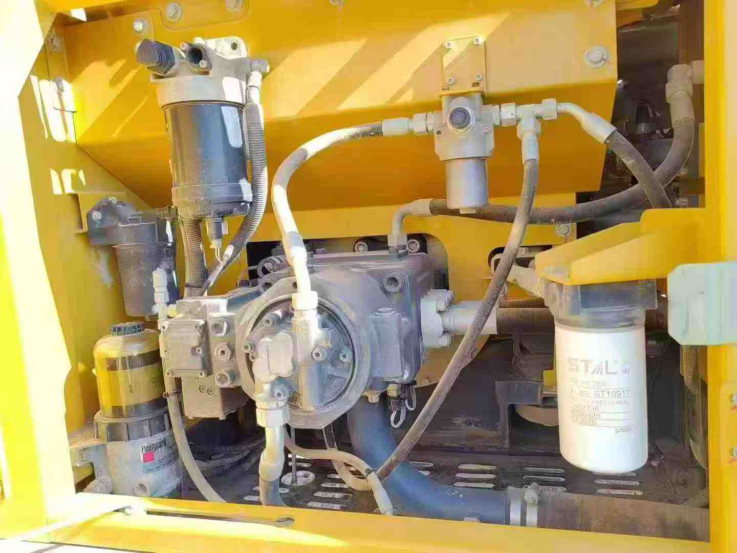 Used XCMG XE215 Excavator 2021 Model / 8