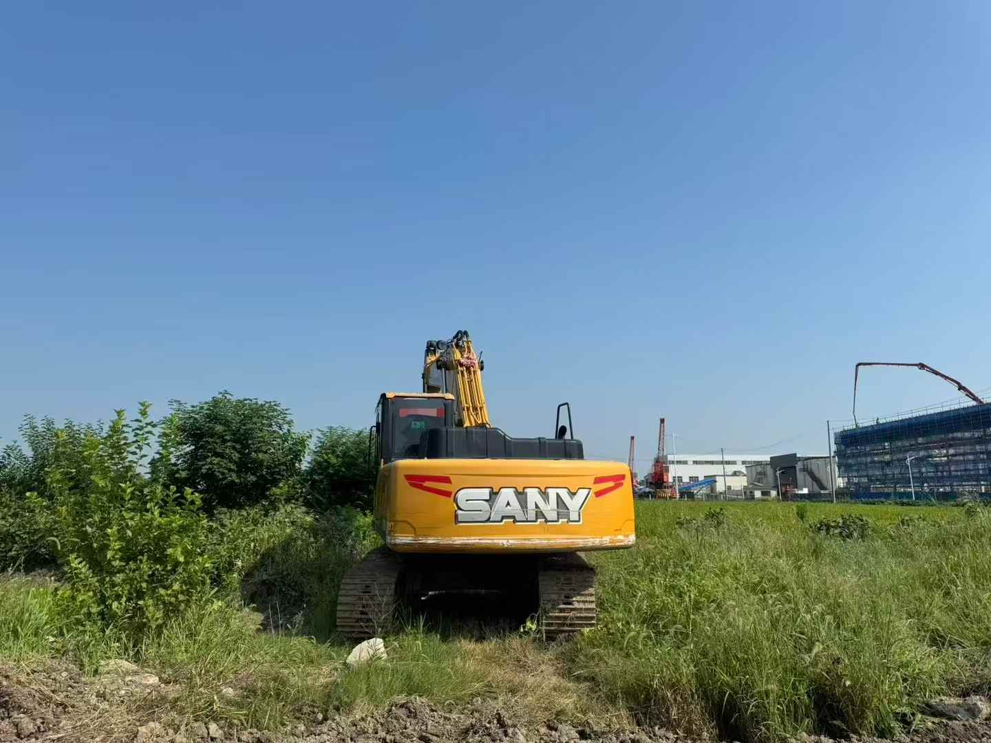 Used Sany SY200H Excavator 2016 Model / 3