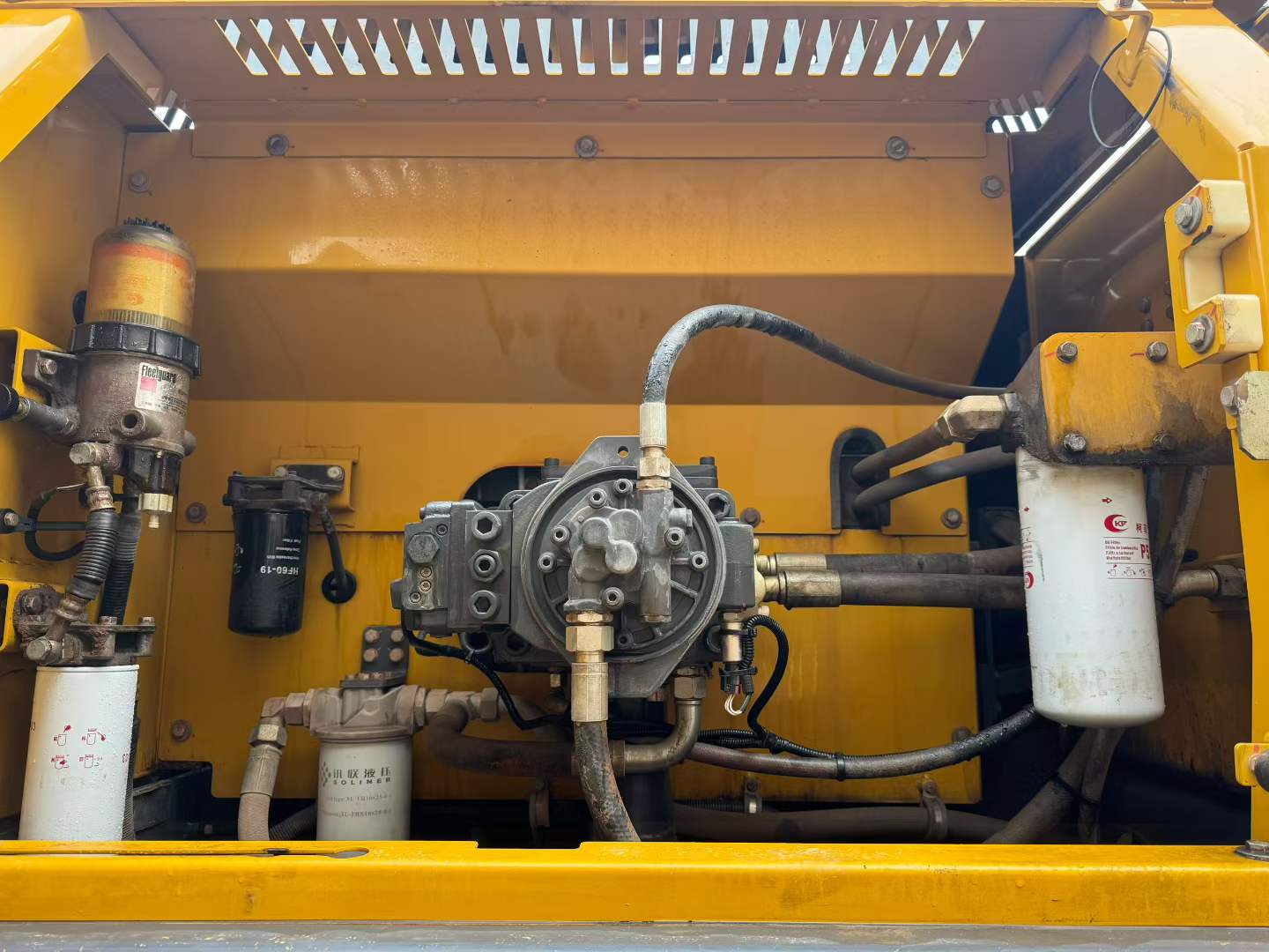 Used XCMG XE80D Excavator 2021 Model / 9