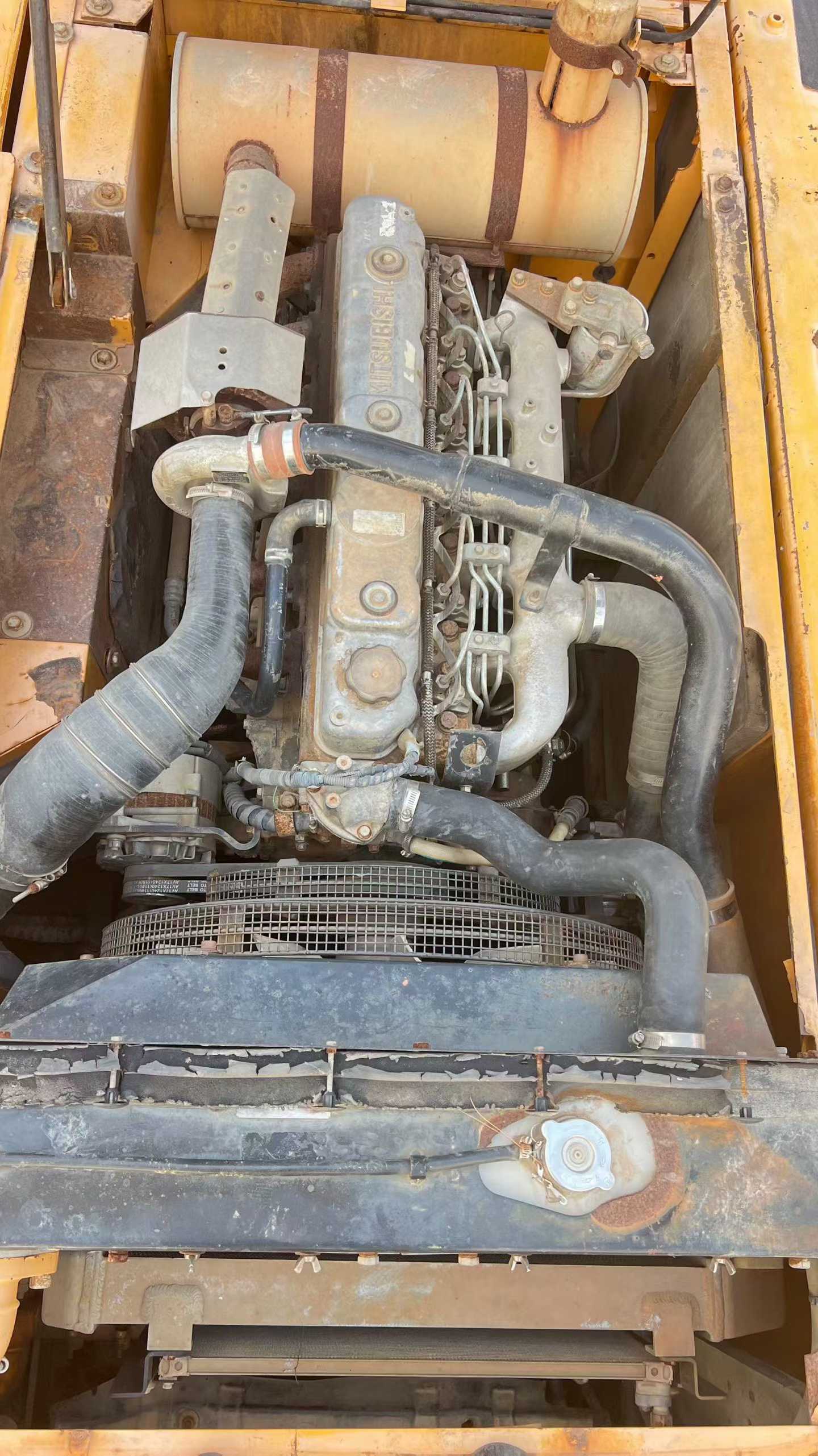 Used Sany SY215W Excavator 2013 Model / 4