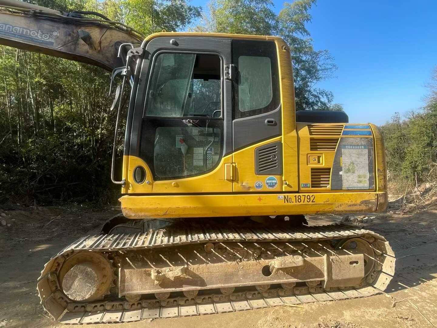 Used Komatsu PC120-8 Excavator 2016 Model / 3