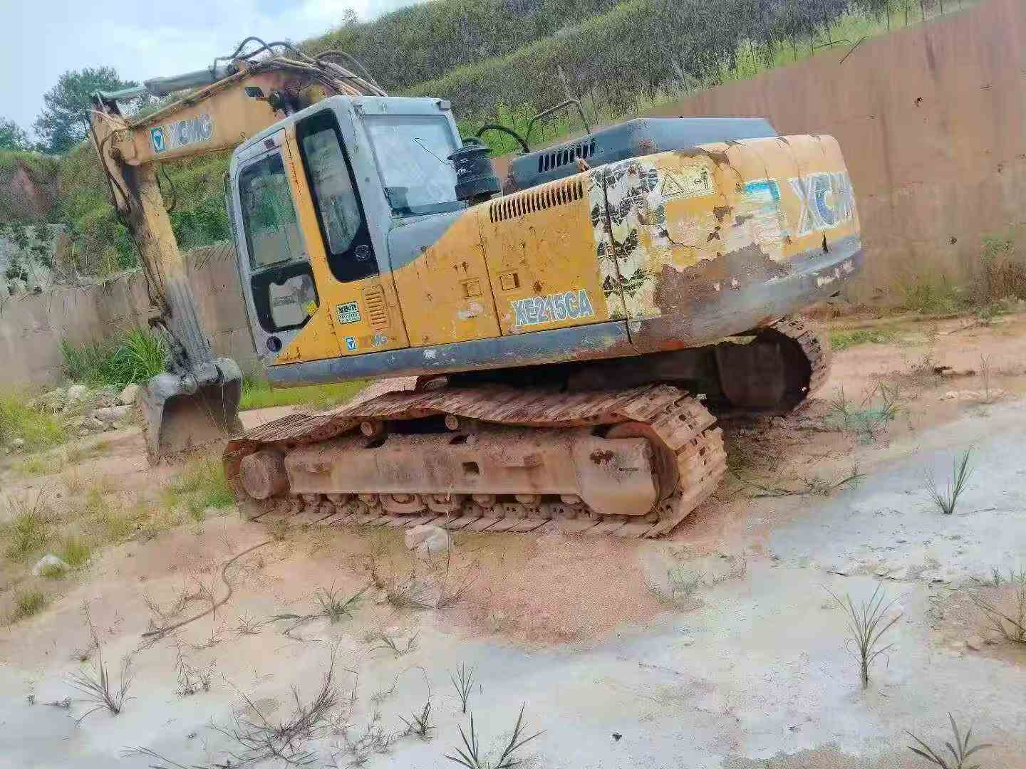 Used XCMG XE215CA Excavator 2013 Model / 3