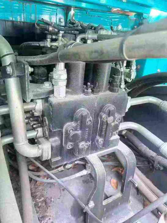 Buy Kobelco SK350LC SuperX Used Excavator / 1